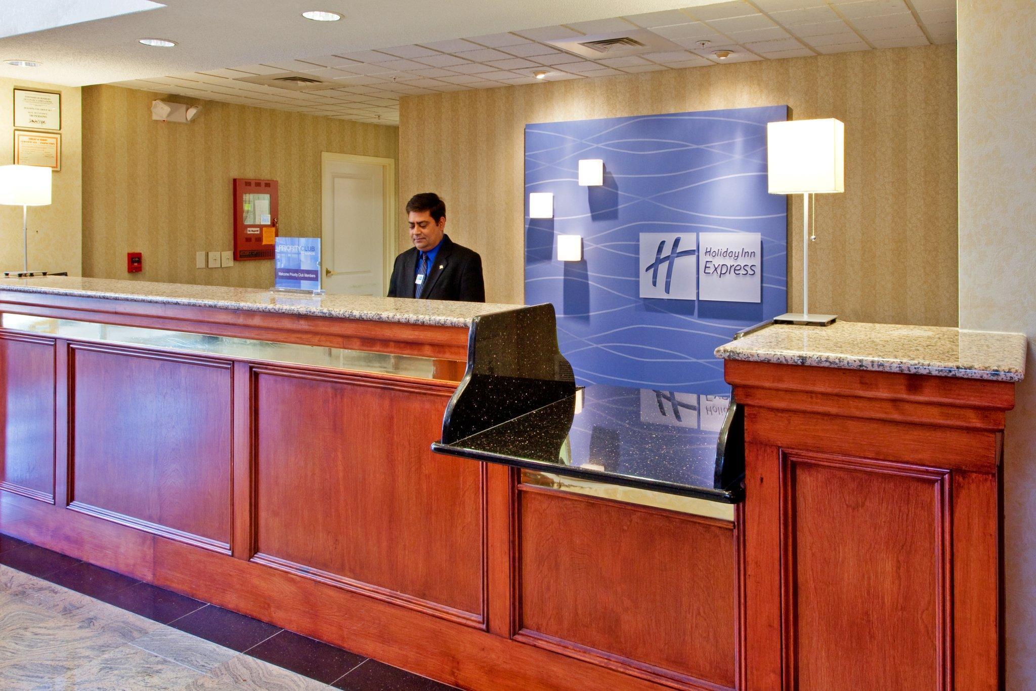 Holiday Inn Express Mount Arlington, An Ihg Hotel מראה פנימי תמונה